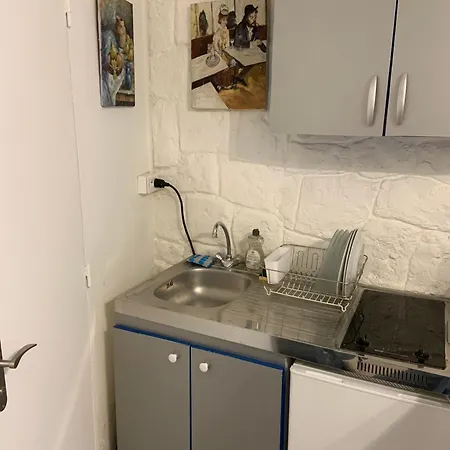 Cozy Little Duplex Near Montmartre * Paris